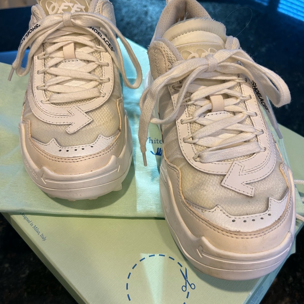 Off-White White Sneakers with Chunky Sole and Textured Upper, Like new